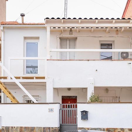 Independent room close to IFEMA y AEROPUERTOB Madrid Buitenkant foto